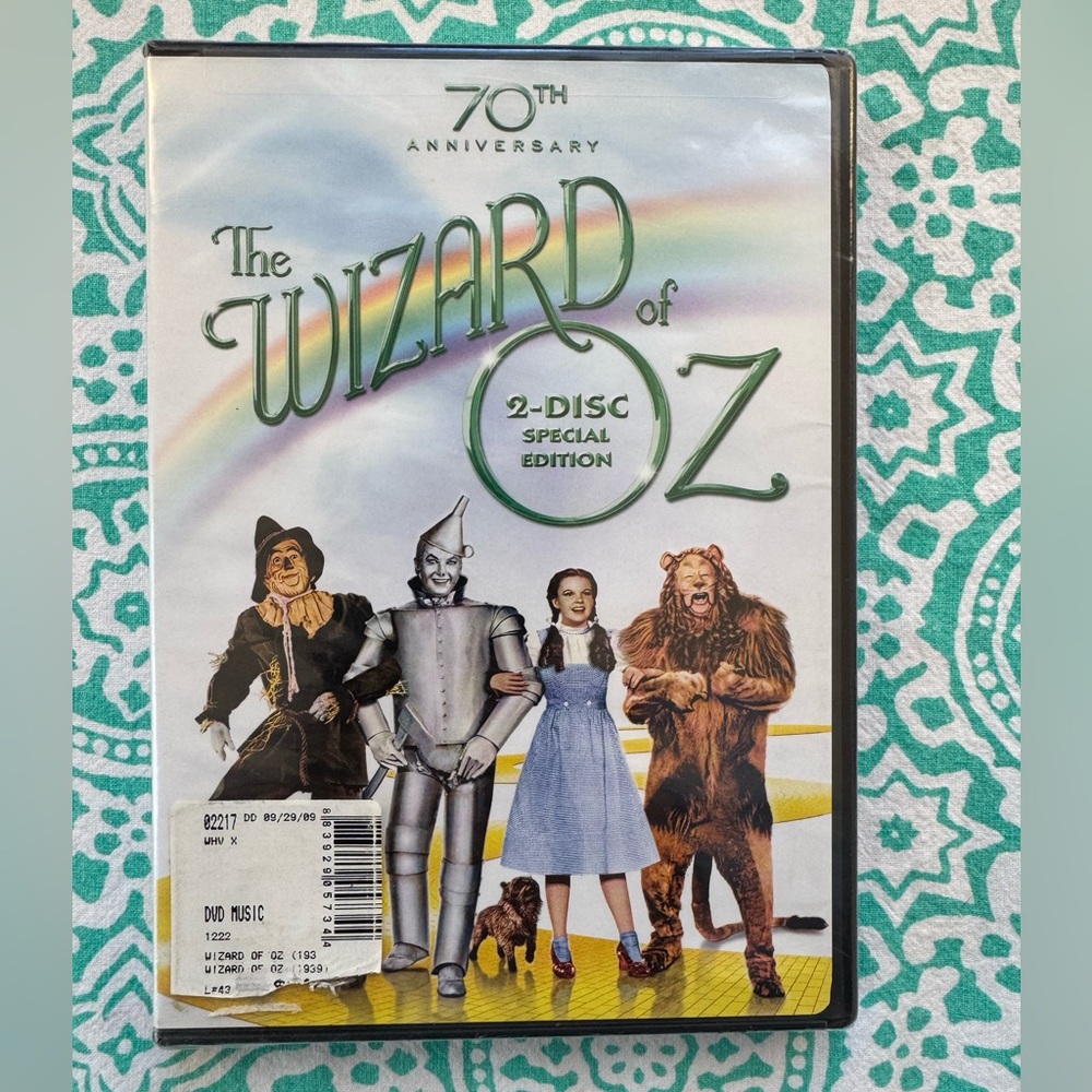 The Wizard of Oz 2-Disc DVD Set – Special 70th Anniversary Edition! 🌈✨